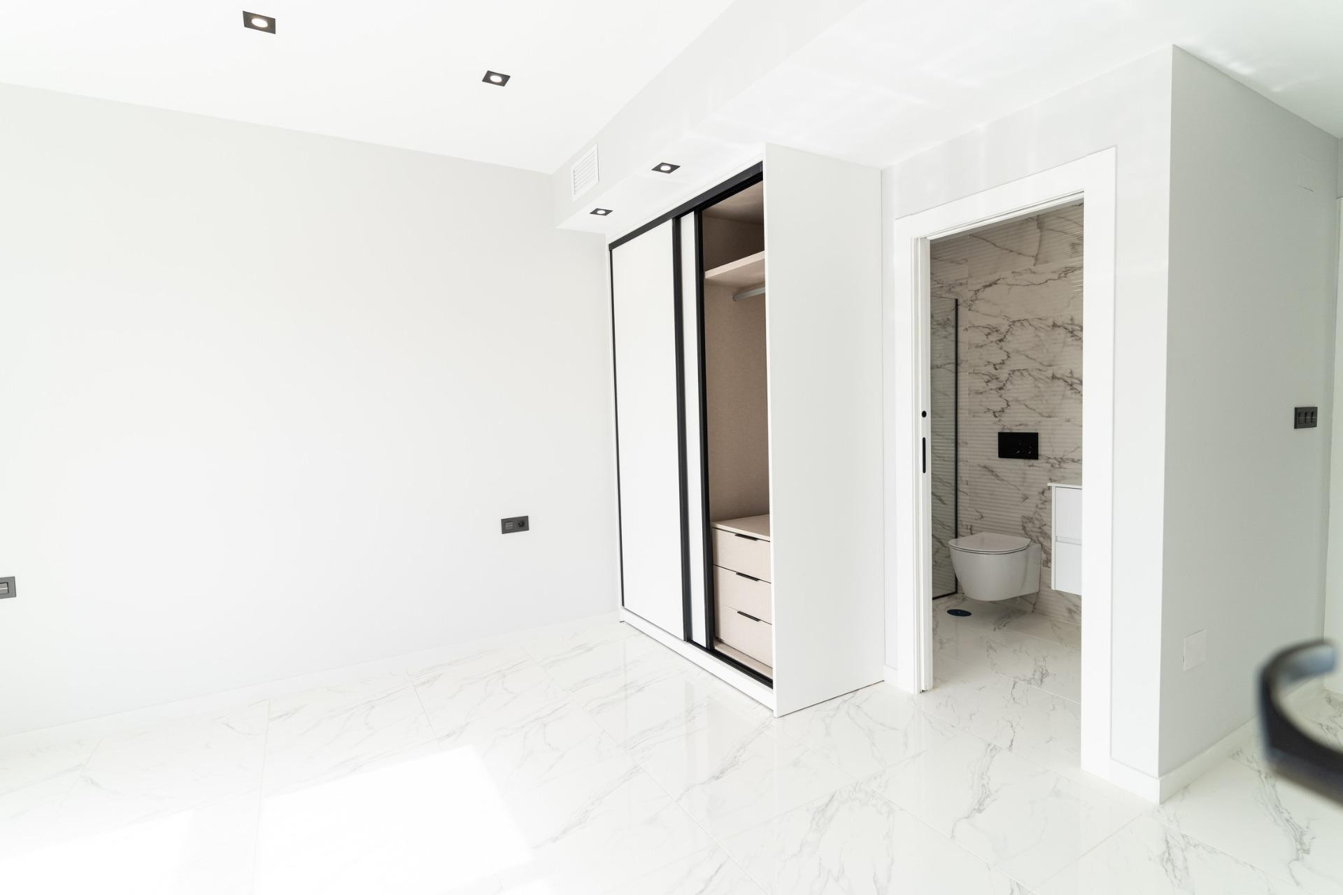 Obra nueva - Villa independiente - Orihuela Costa - Punta Prima