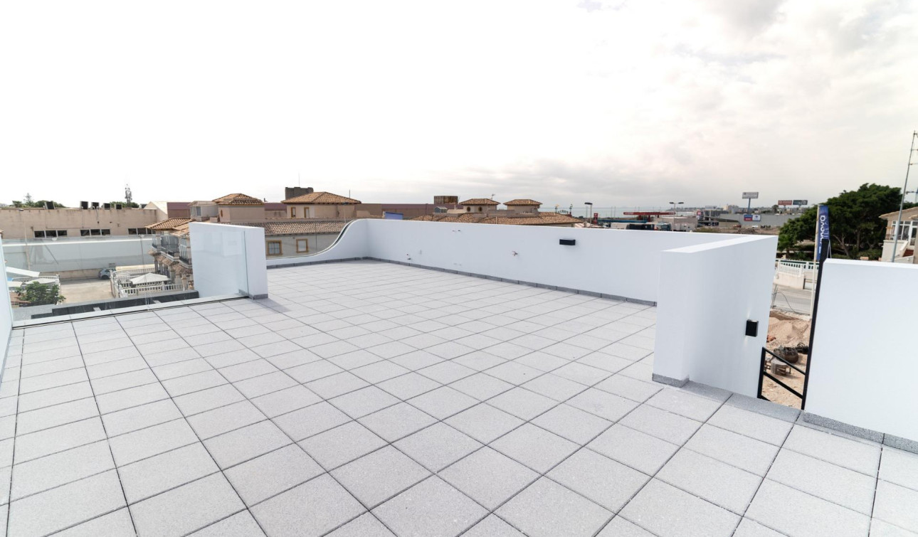 Obra nueva - Villa independiente - Orihuela Costa - Punta Prima