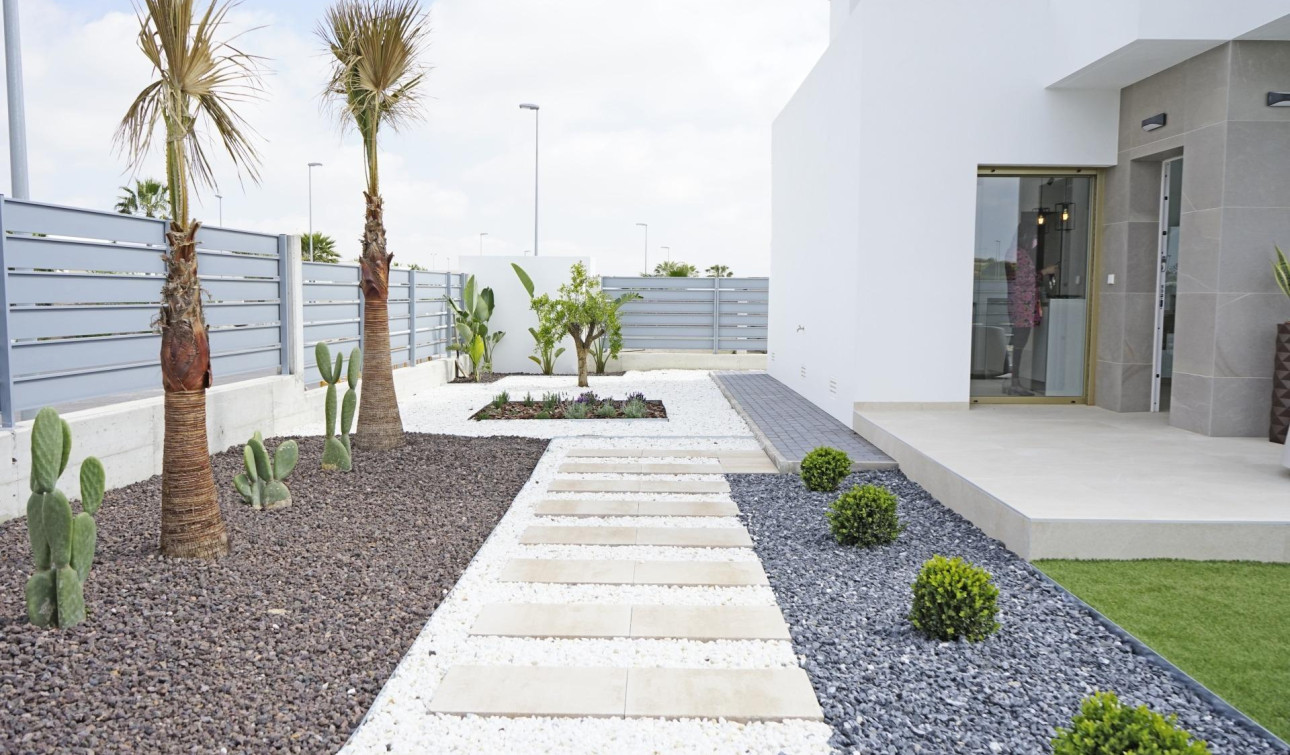 Obra nueva - Villa independiente - Orihuela - Entre Naranjos
