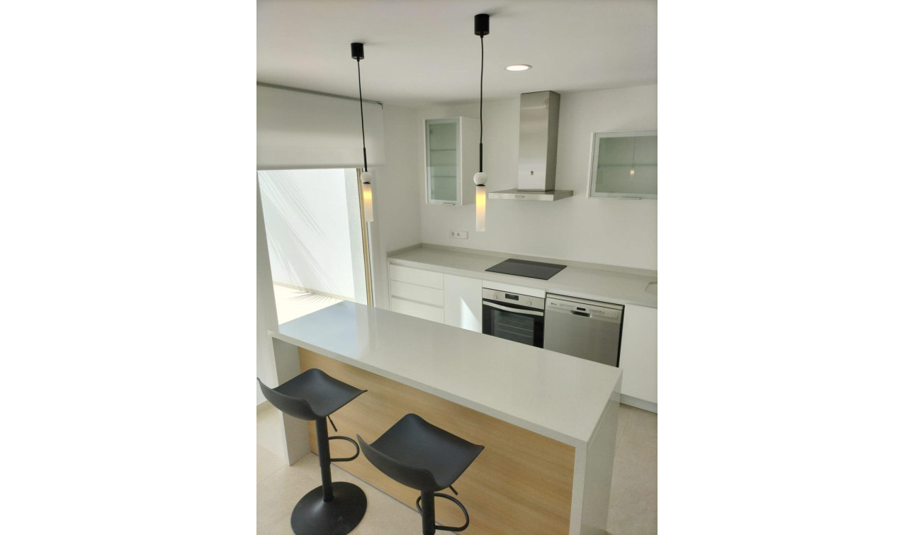 Obra nueva - Villa independiente - Orihuela - Entre Naranjos