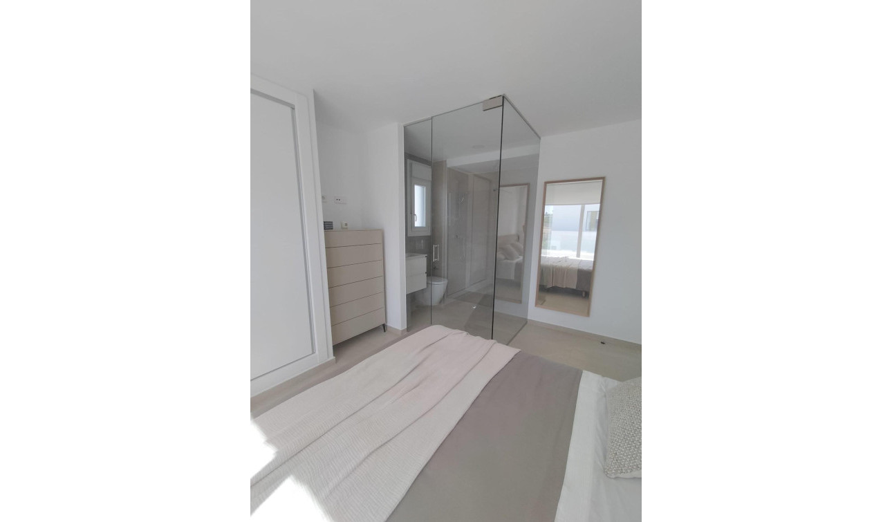 Obra nueva - Villa independiente - Orihuela - Entre Naranjos