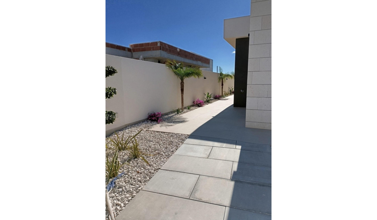 Obra nueva - Villa independiente - Pilar de la Horadada - Lo Romero Golf