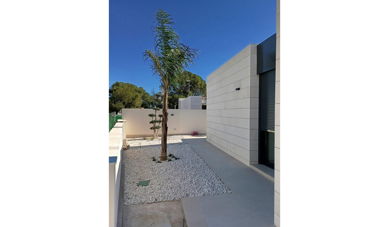Obra nueva - Villa independiente - Pilar de la Horadada - Lo Romero Golf