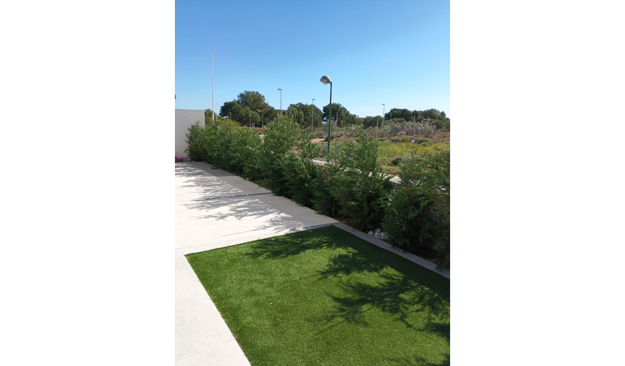 Obra nueva - Villa independiente - Pilar de la Horadada - Lo Romero Golf