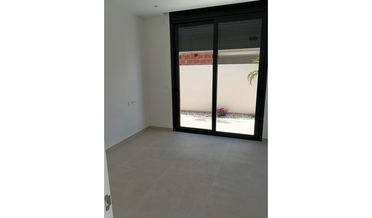 Obra nueva - Villa independiente - Pilar de la Horadada - Lo Romero Golf