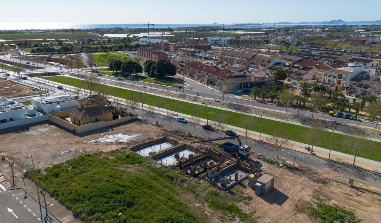 Obra nueva - Villa independiente - Pilar de la Horadada - pueblo