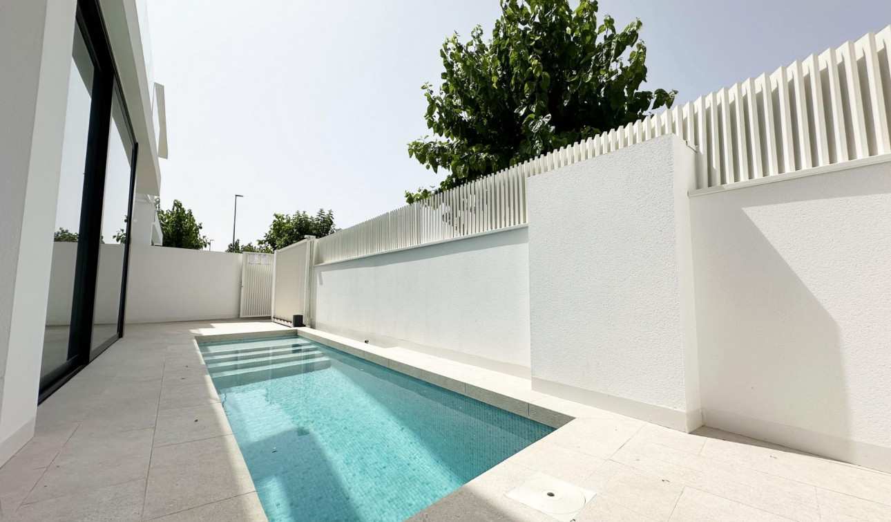 Obra nueva - Villa independiente - Pilar de la Horadada - Torre De La Horadada