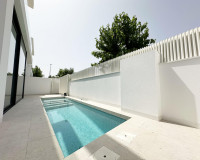 Obra nueva - Villa independiente - Pilar de la Horadada - Torre De La Horadada