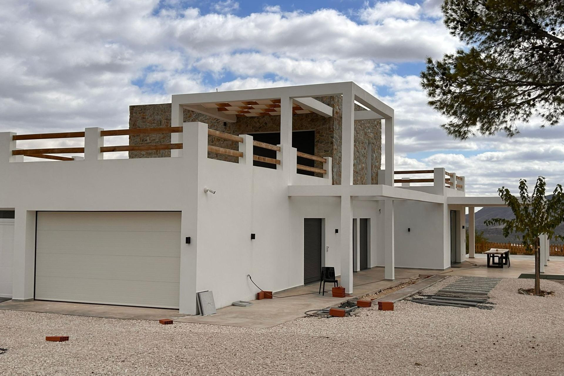 Obra nueva - Villa independiente - Pinoso - Casas Pastor