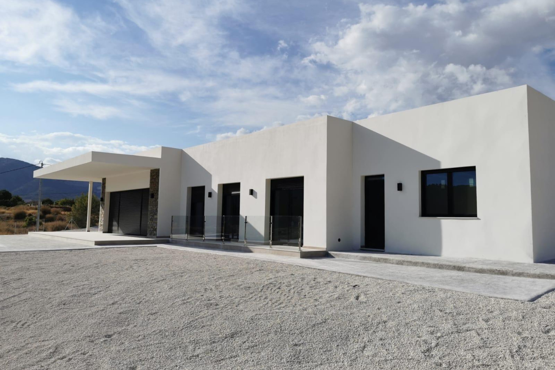 Obra nueva - Villa independiente - Pinoso - Casas Pastor