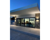 Obra nueva - Villa independiente - Pinoso - Casas Pastor