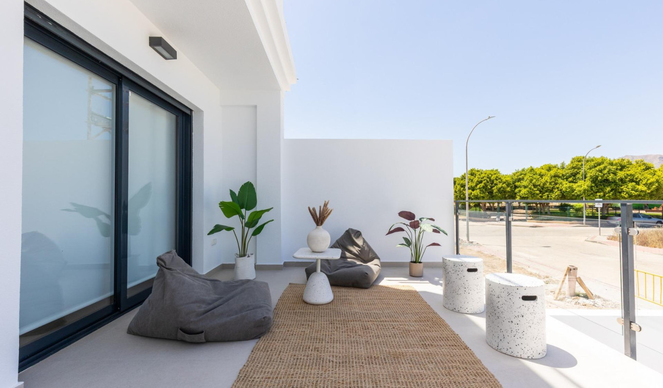 Obra nueva - Villa independiente - Rafal - pueblo