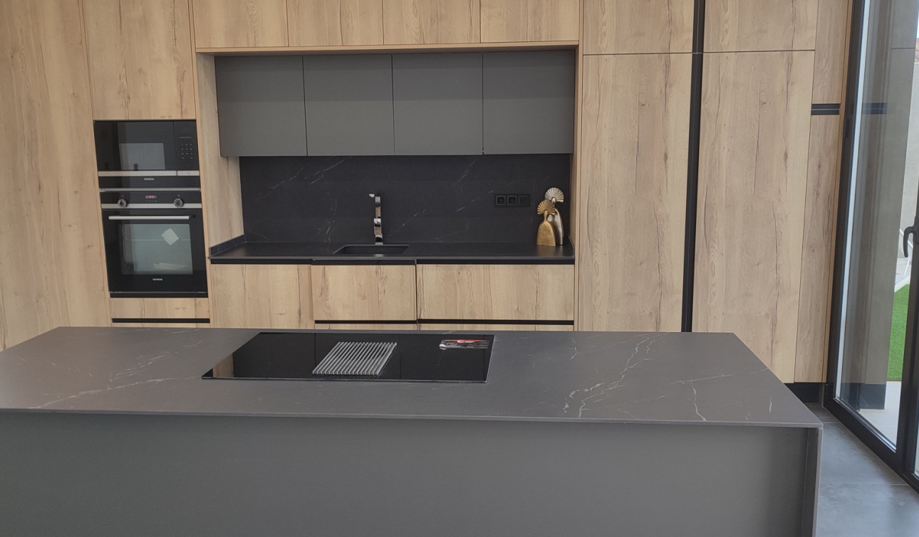 Obra nueva - Villa independiente - Torrevieja - Los Balcones - Los Altos del Edén