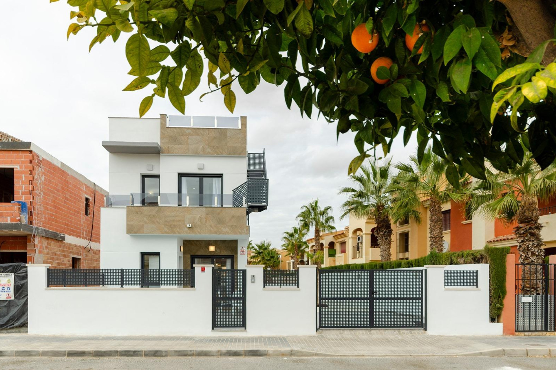 Obra nueva - Villa independiente - Torrevieja - Torretas