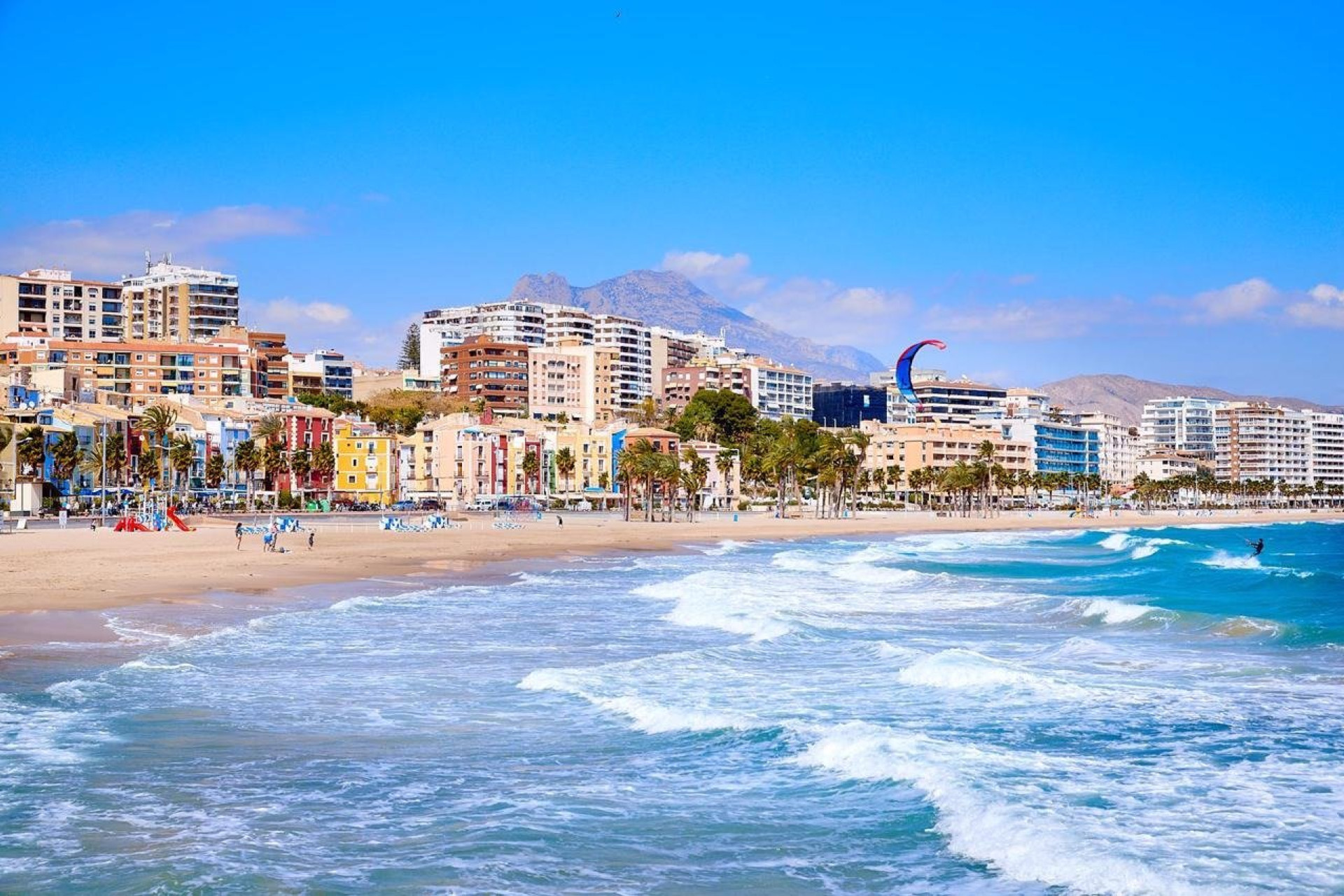 Obra nueva - Villa independiente - Villajoyosa - Playas Del Torres