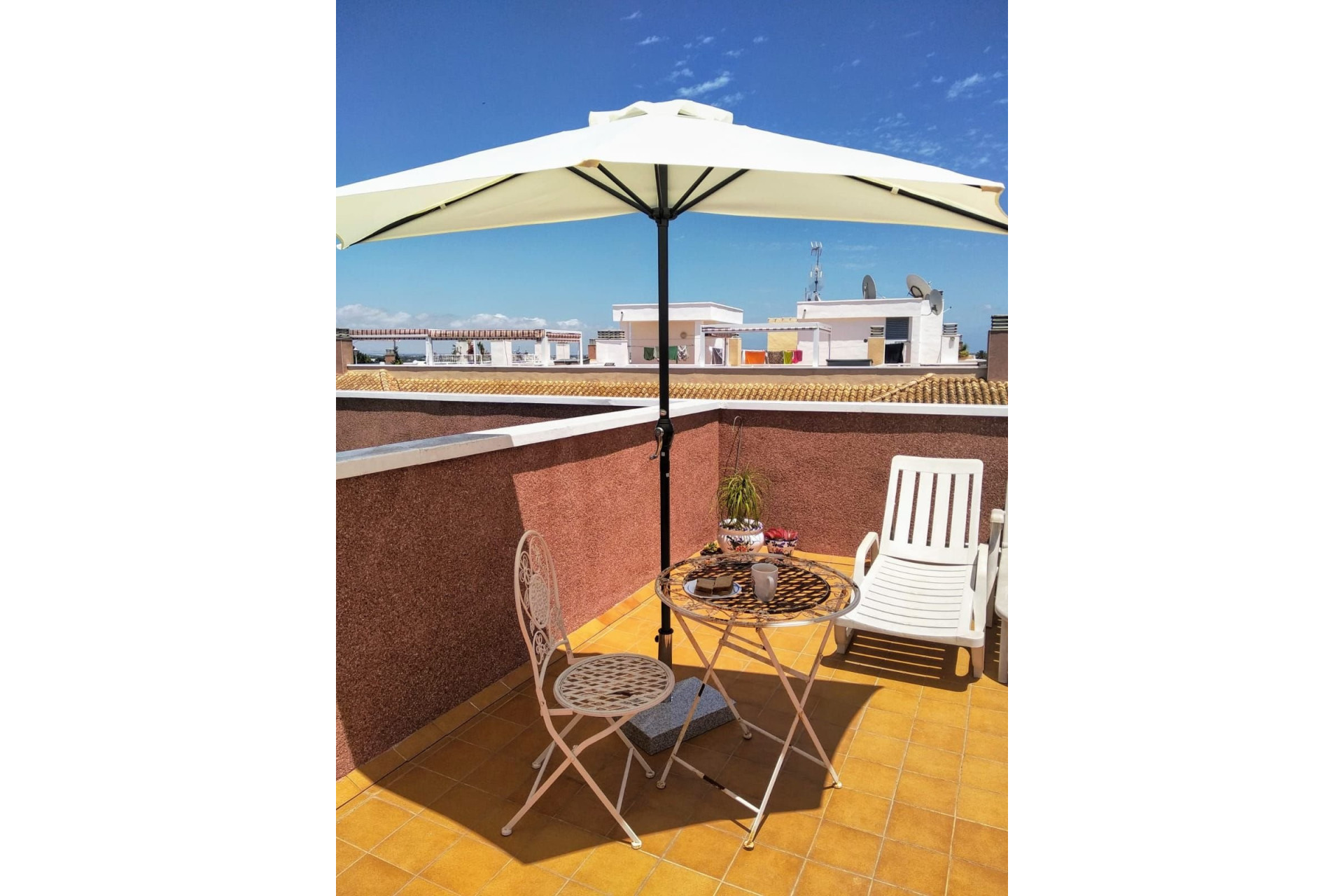 Resale - Apartment / Flat - Algorfa