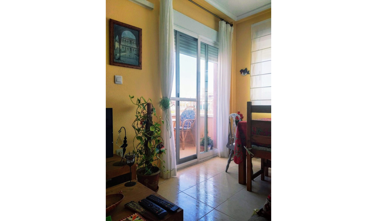 Resale - Apartment / Flat - Algorfa