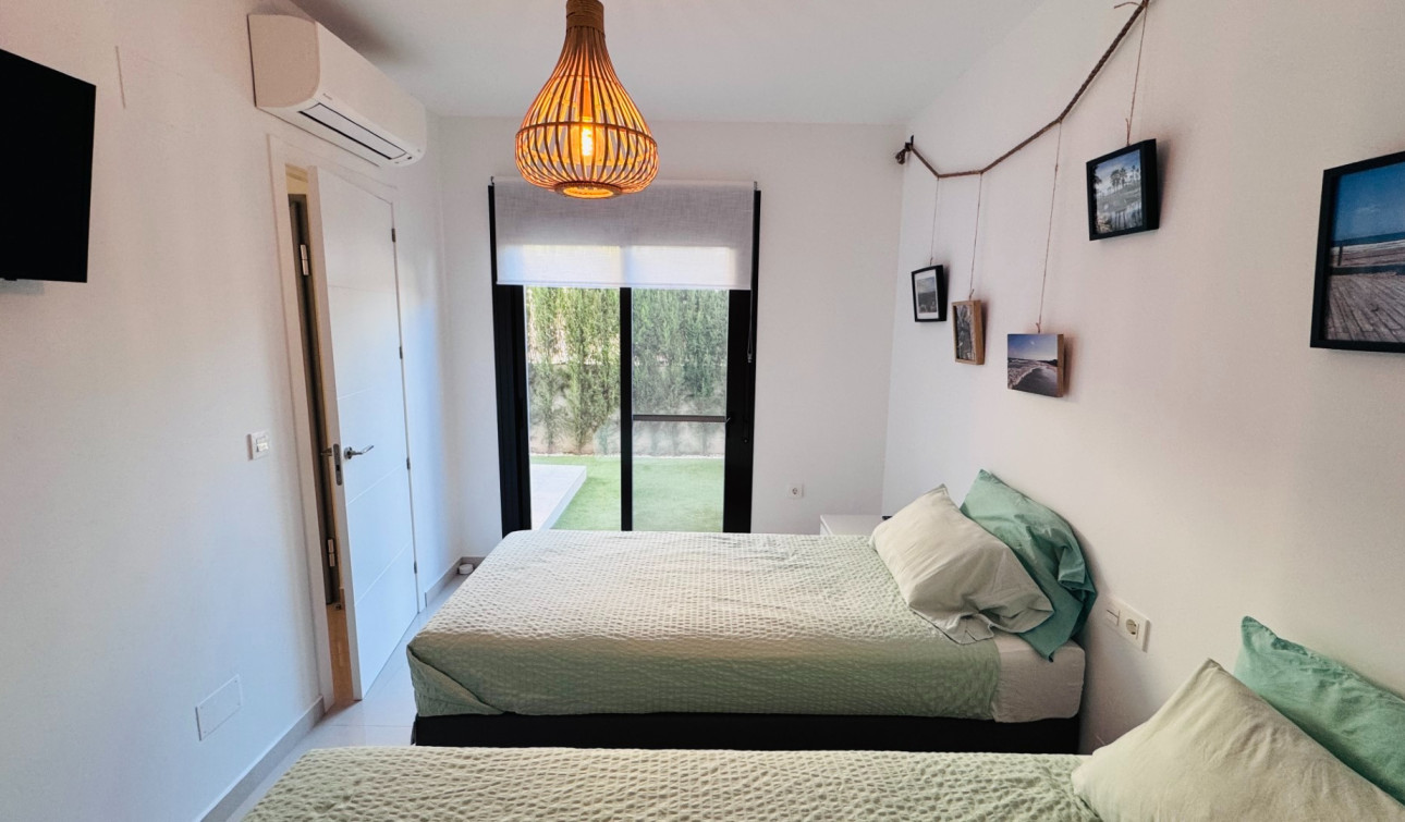 Resale - Apartment / Flat - Algorfa