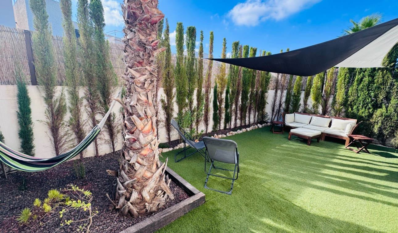 Resale - Apartment / Flat - Algorfa