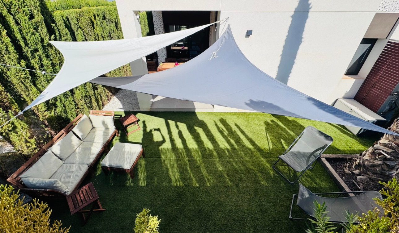 Resale - Apartment / Flat - Algorfa