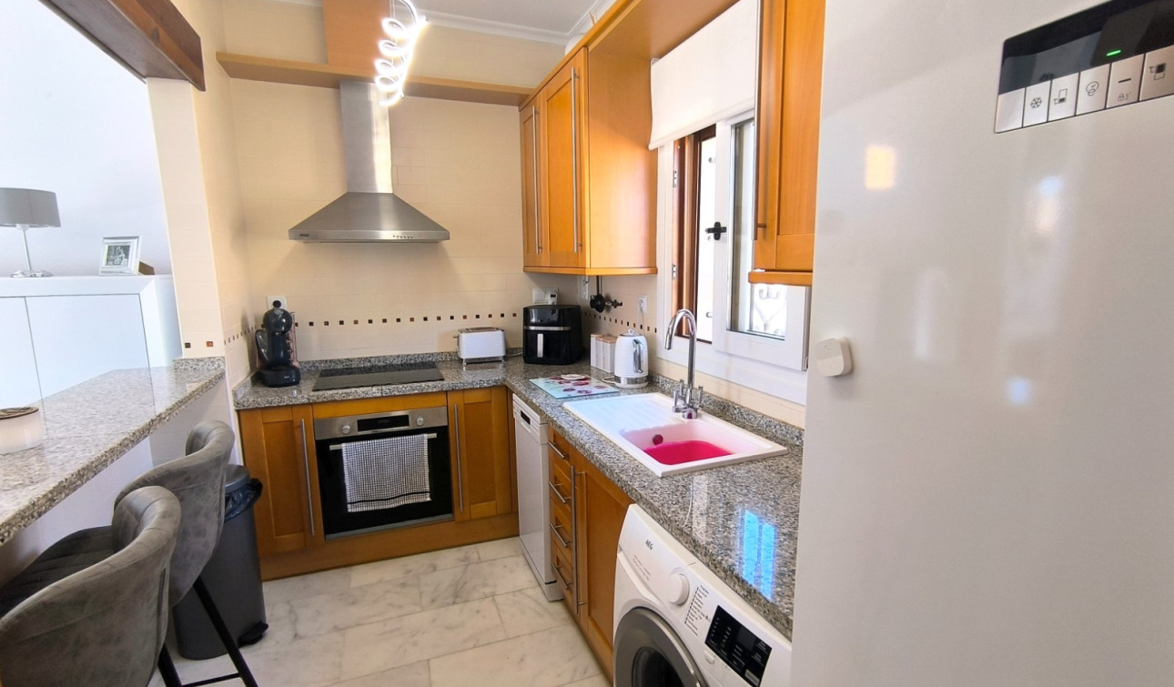 Resale - Apartment / Flat - Algorfa