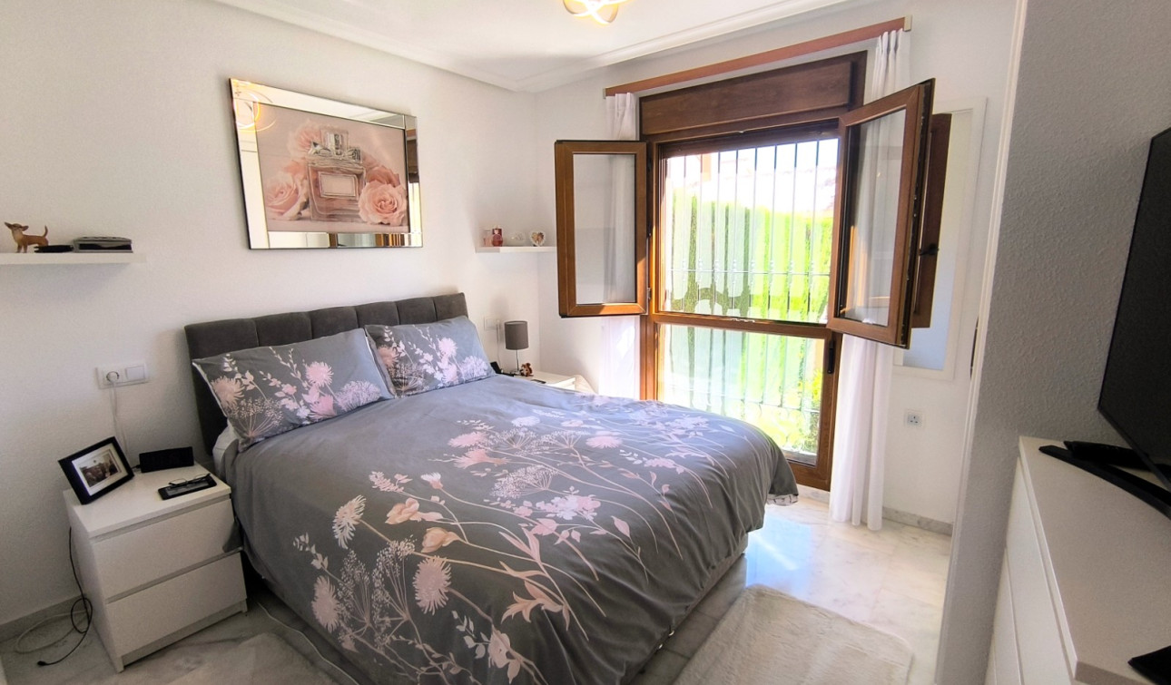 Resale - Apartment / Flat - Algorfa