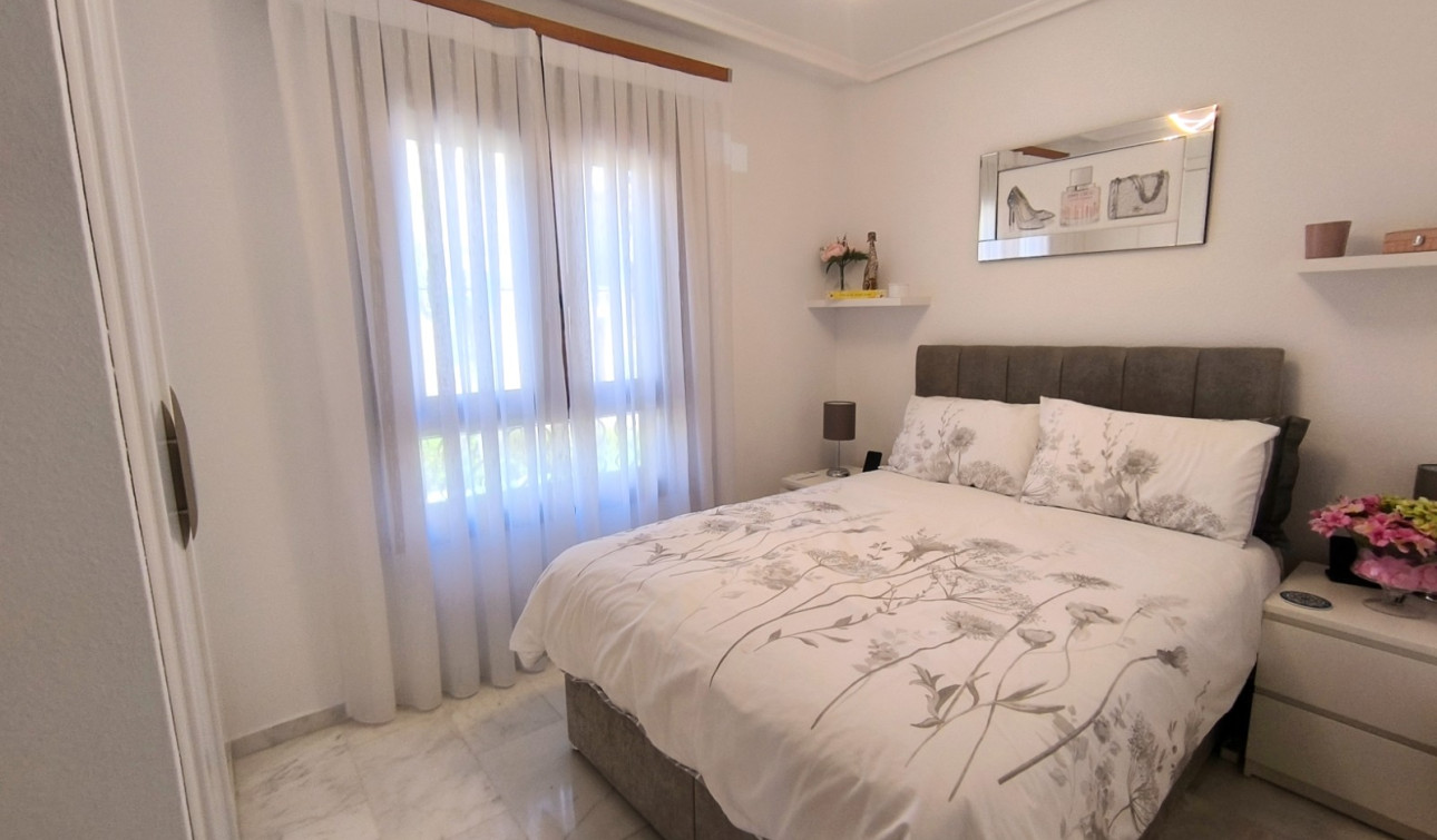 Resale - Apartment / Flat - Algorfa
