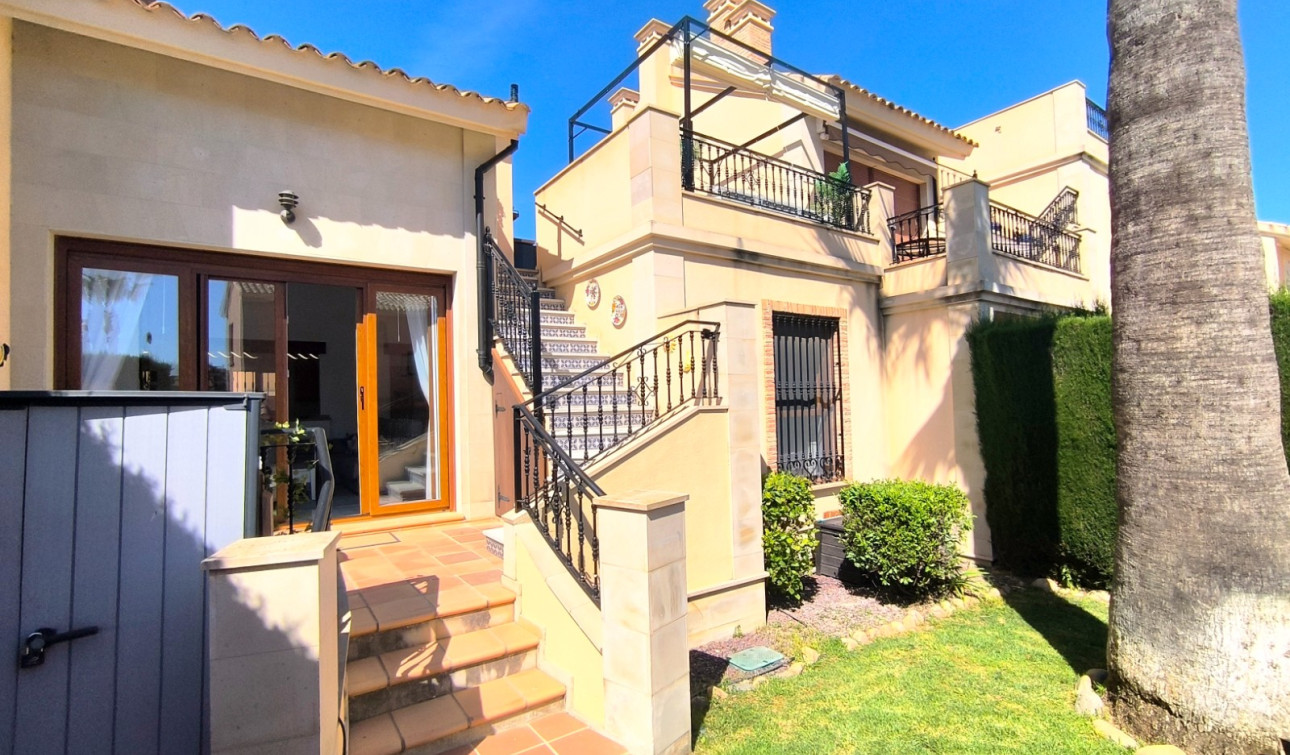 Resale - Apartment / Flat - Algorfa
