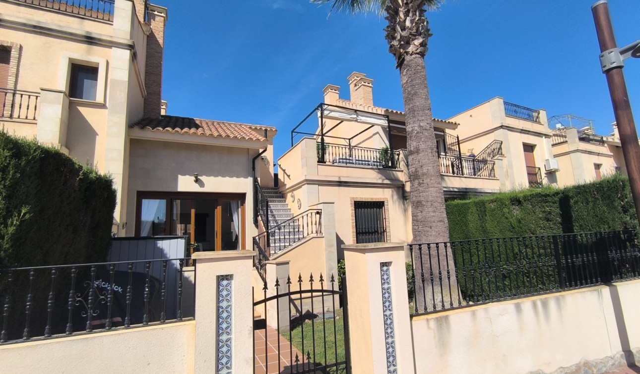 Resale - Apartment / Flat - Algorfa