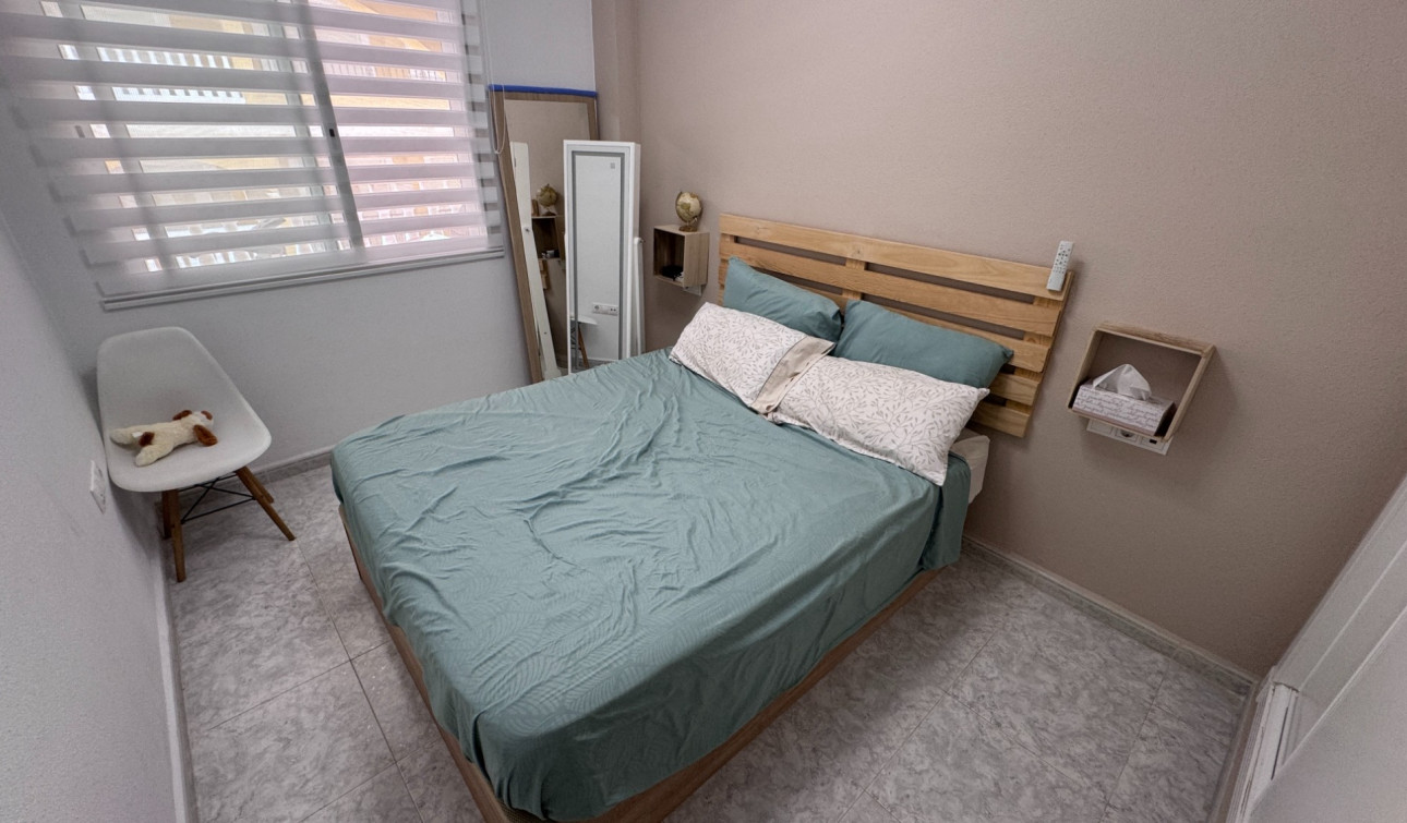 Resale - Apartment / Flat - Algorfa