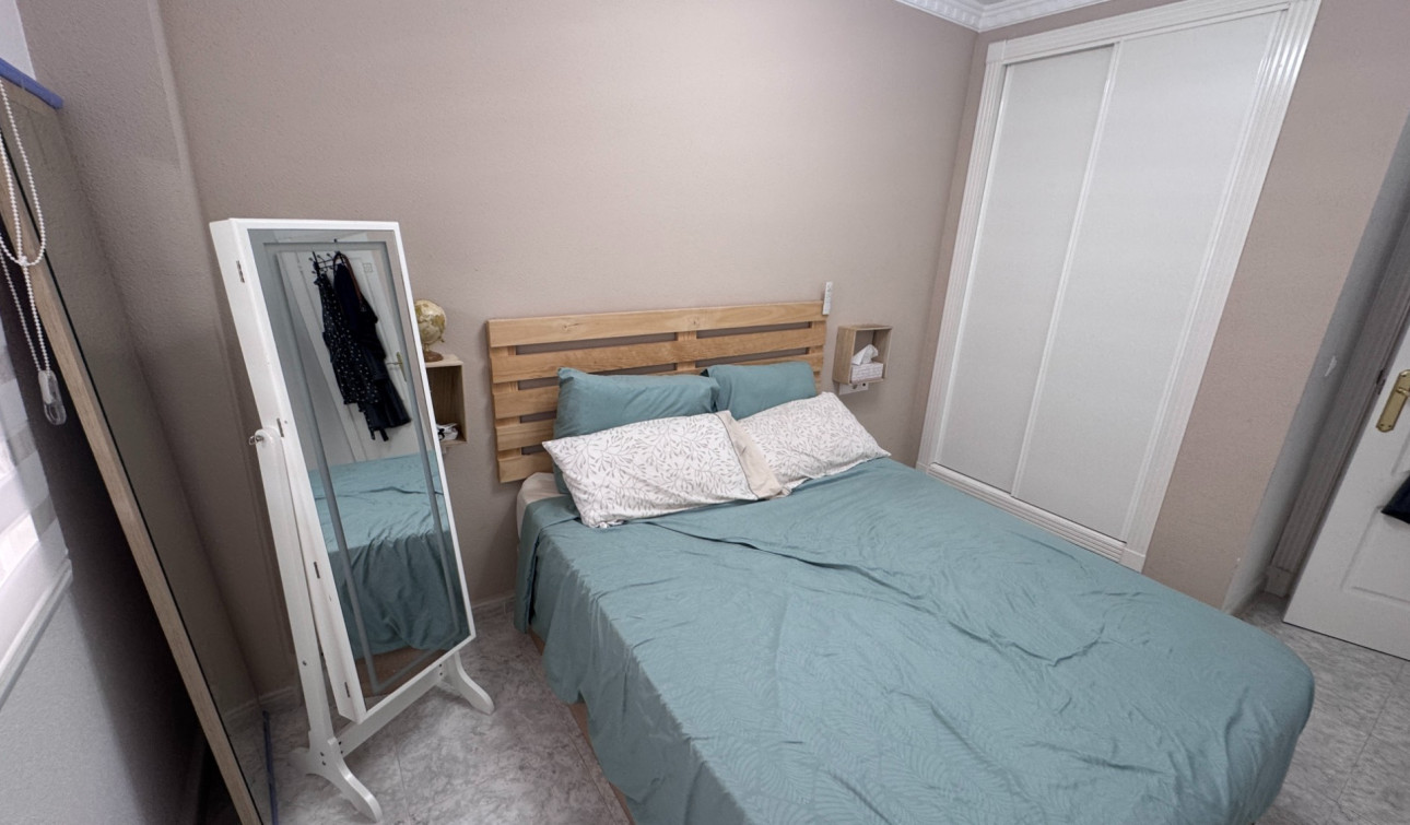 Resale - Apartment / Flat - Algorfa