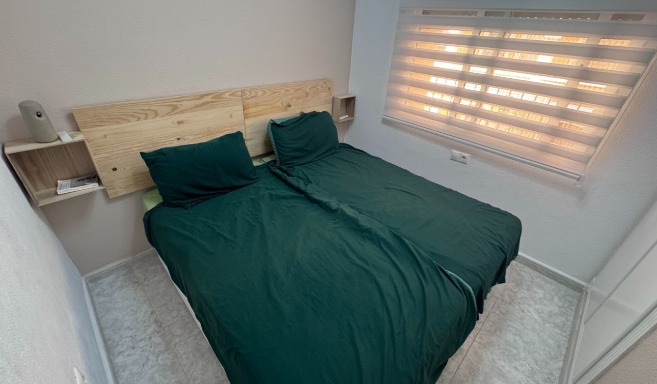 Resale - Apartment / Flat - Algorfa