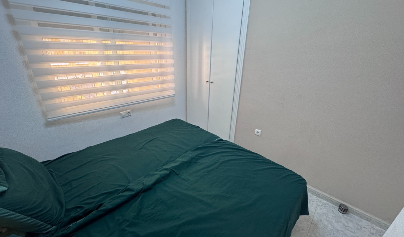 Resale - Apartment / Flat - Algorfa