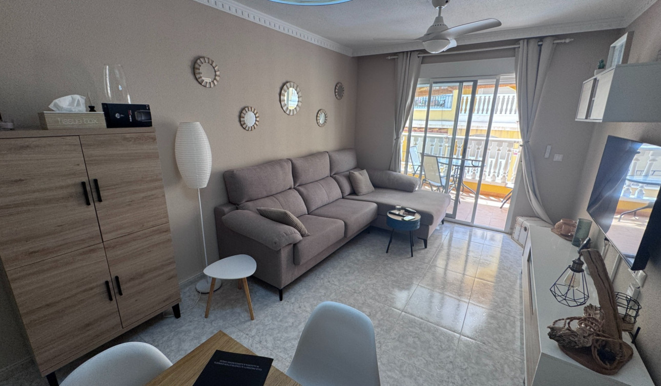 Resale - Apartment / Flat - Algorfa