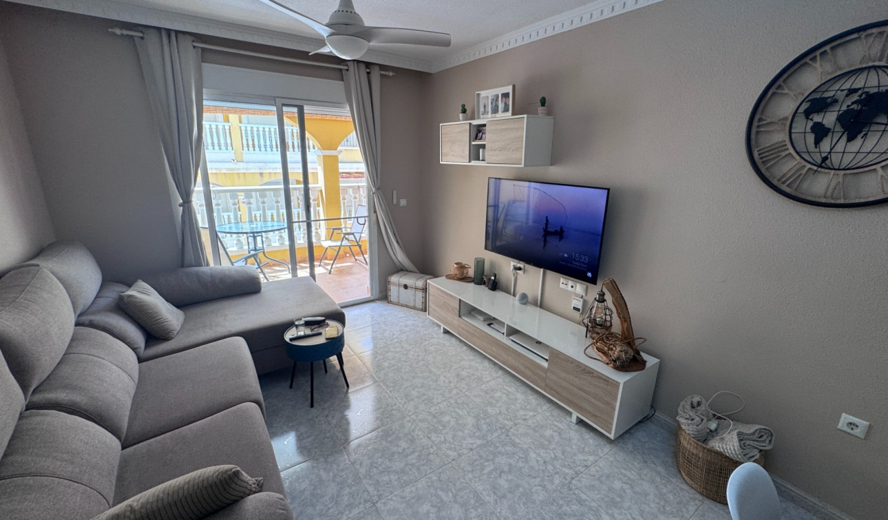 Resale - Apartment / Flat - Algorfa