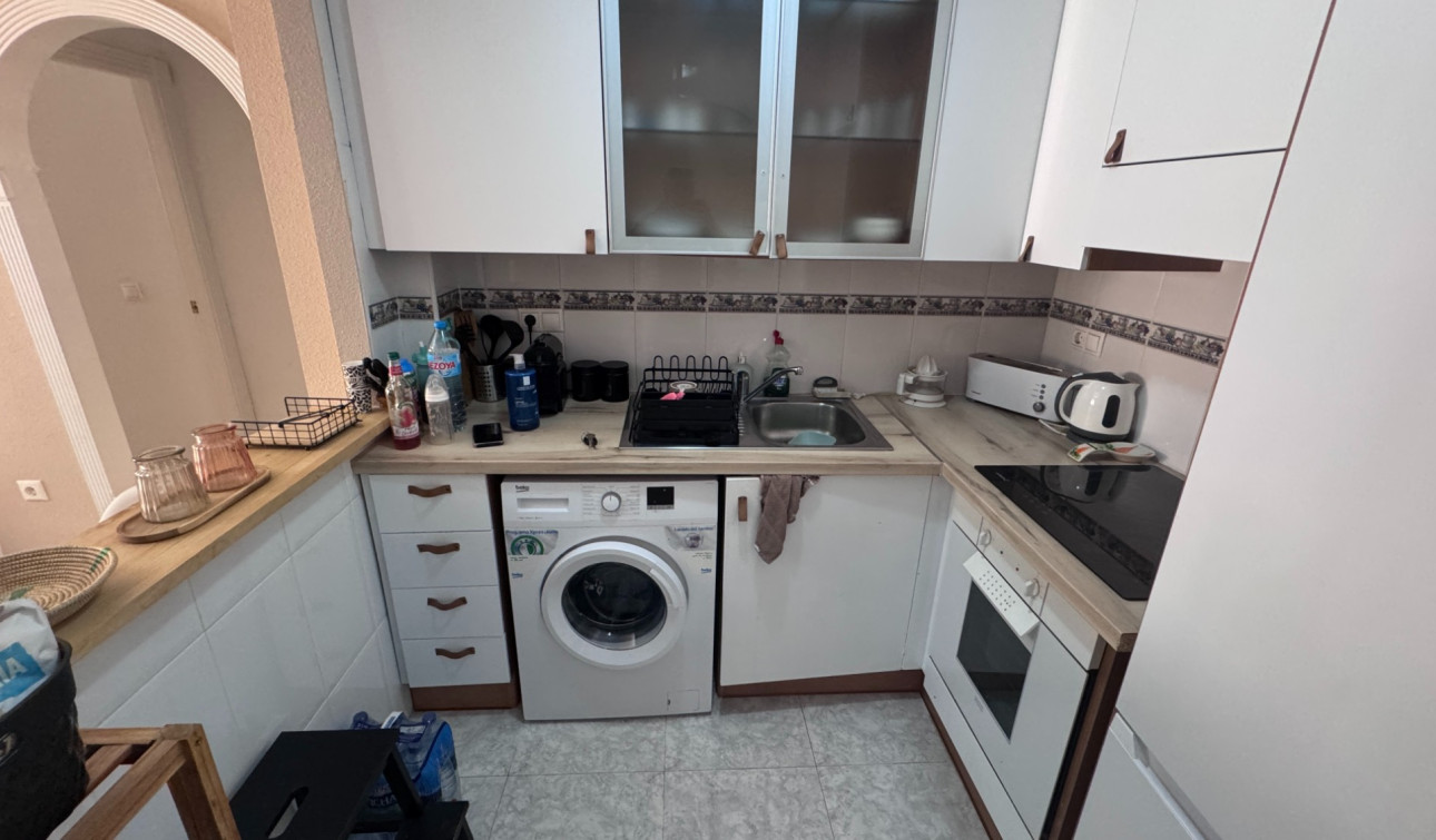 Resale - Apartment / Flat - Algorfa