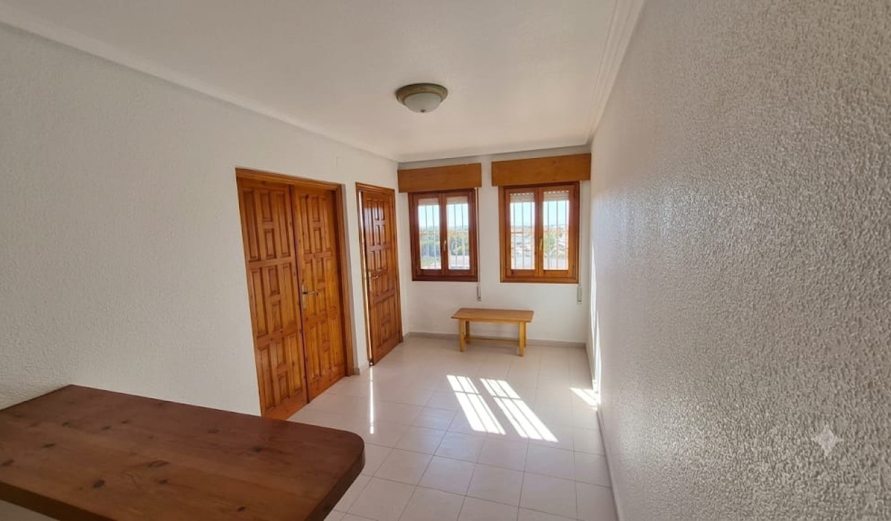 Resale - Apartment / Flat - Alicante - Alicante (Costa Blanca)