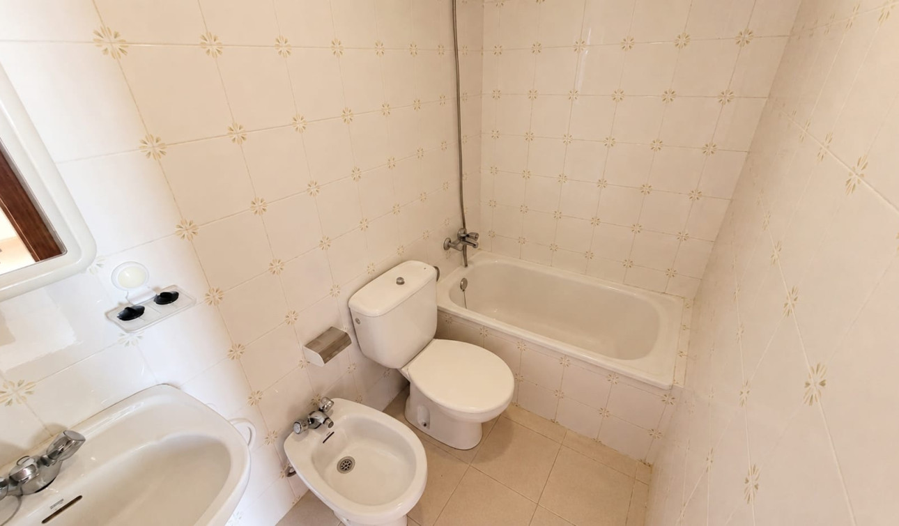 Resale - Apartment / Flat - Alicante - Alicante (Costa Blanca)