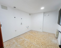 Resale - Apartment / Flat - Alicante - Centro