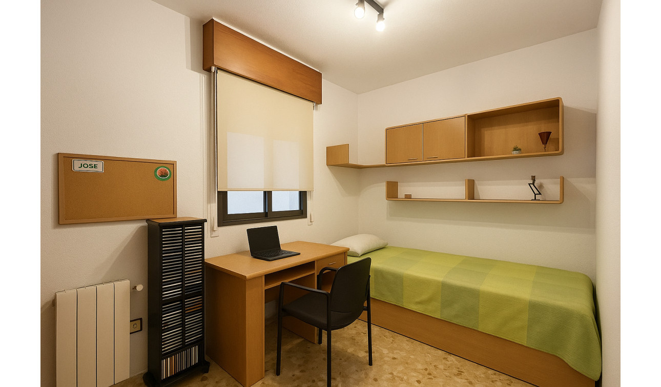 Resale - Apartment / Flat - Alicante - Centro