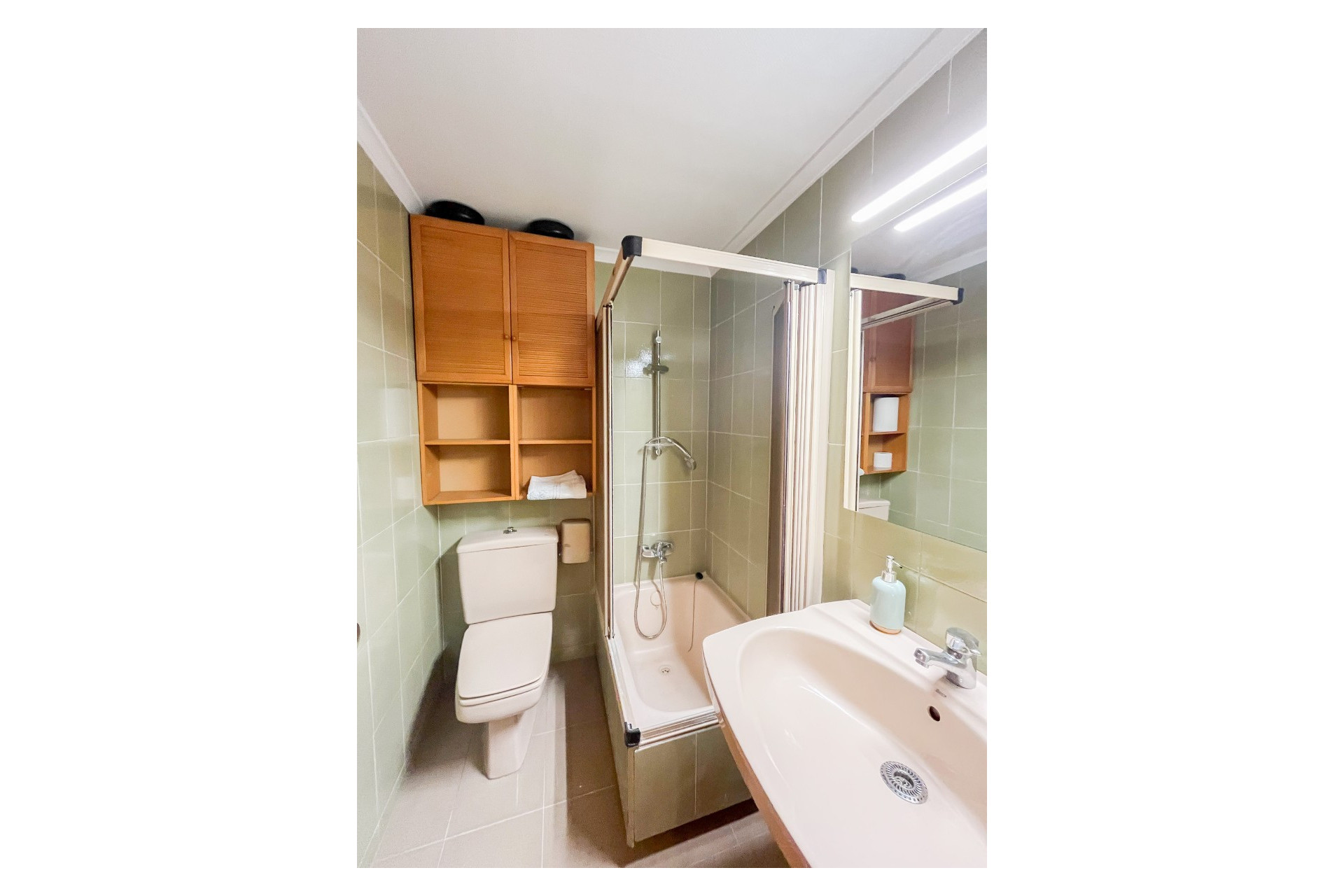 Resale - Apartment / Flat - Alicante - Centro