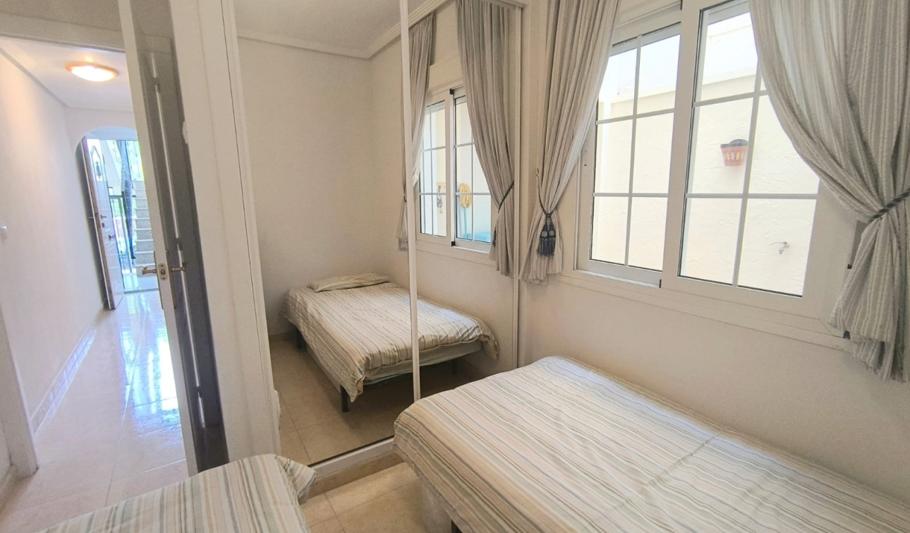 Resale - Apartment / Flat - Almoradí - Las Heredades