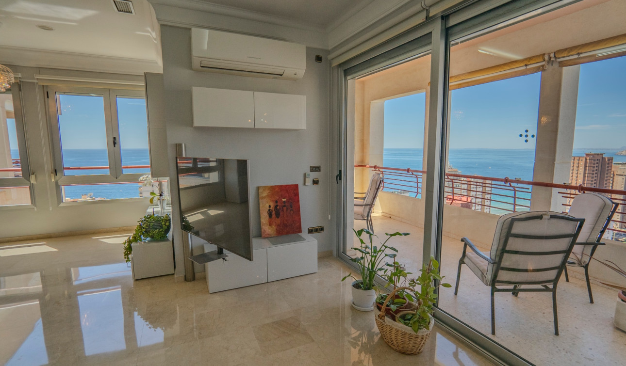 Resale - Apartment / Flat - Benidorm