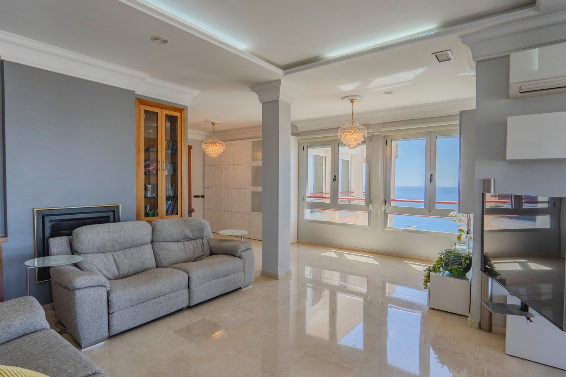 Resale - Apartment / Flat - Benidorm