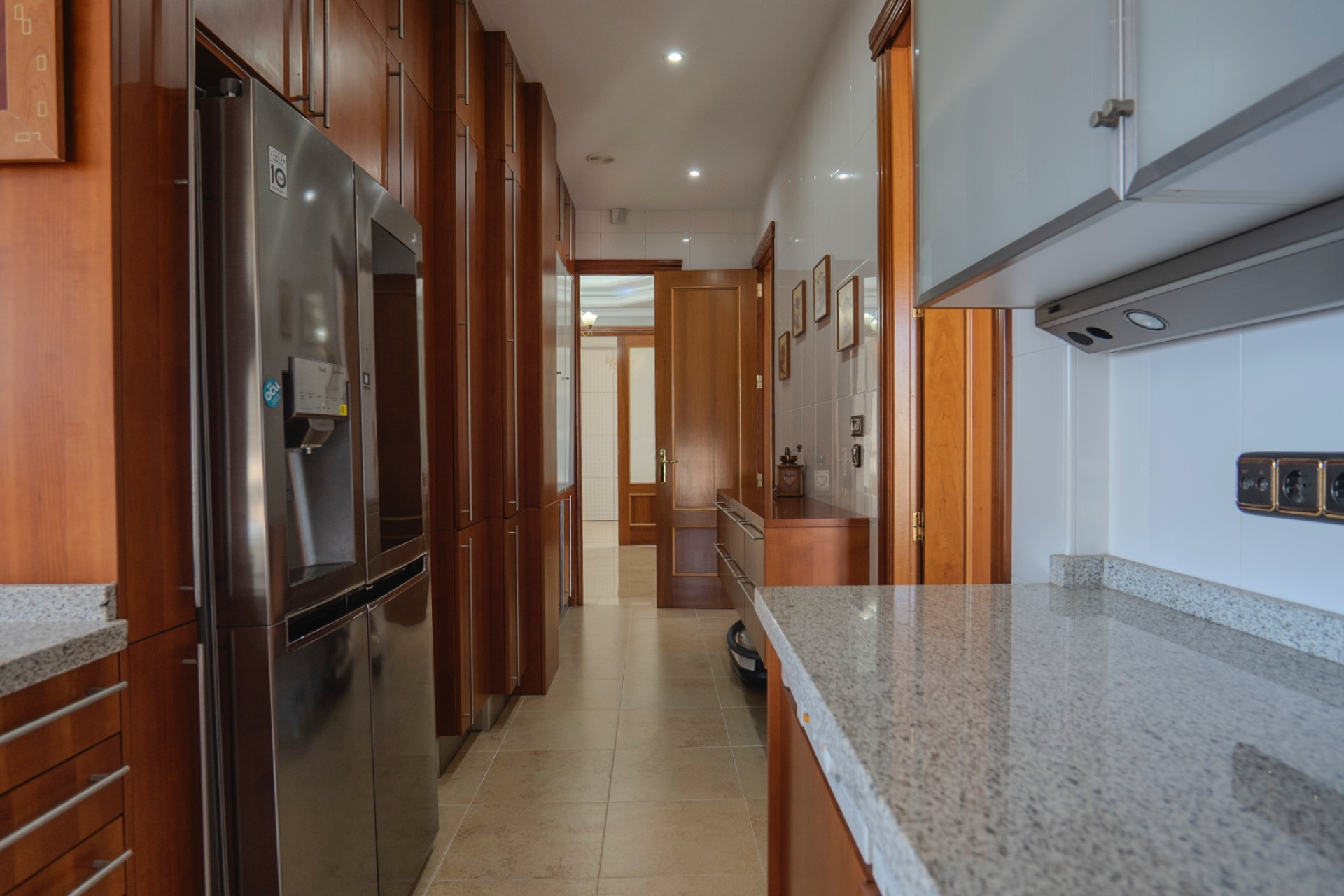 Resale - Apartment / Flat - Benidorm