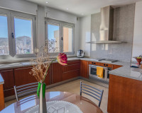 Resale - Apartment / Flat - Benidorm