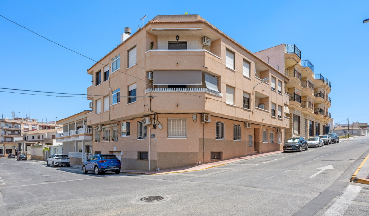 Resale - Apartment / Flat - Benijofar - Costa Blanca South