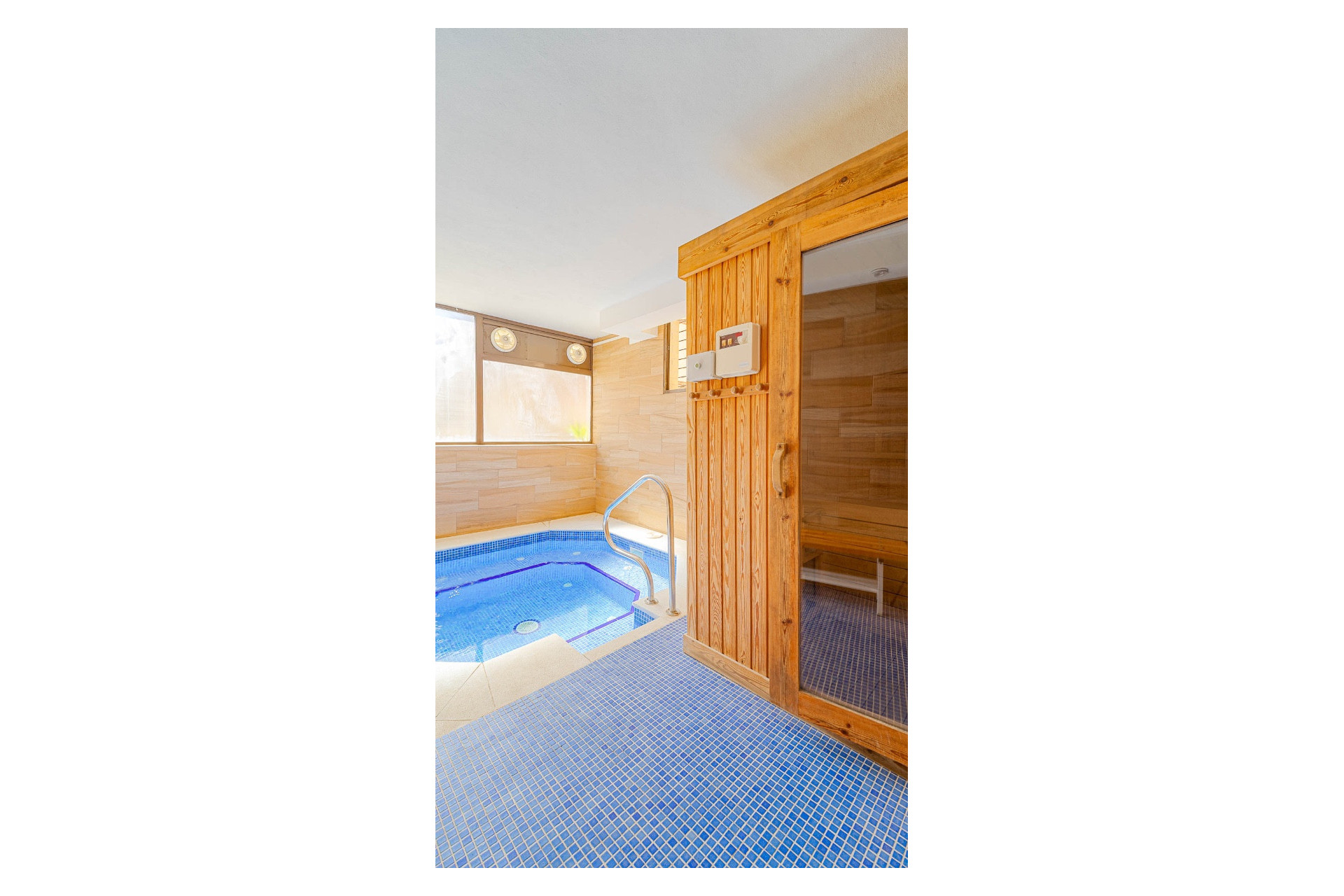 Resale - Apartment / Flat - Cabo Roig - Lomas de Cabo Roig
