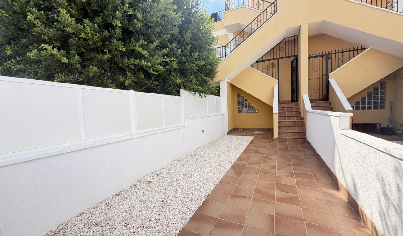 Resale - Apartment / Flat - Cabo Roig - Lomas de Cabo Roig