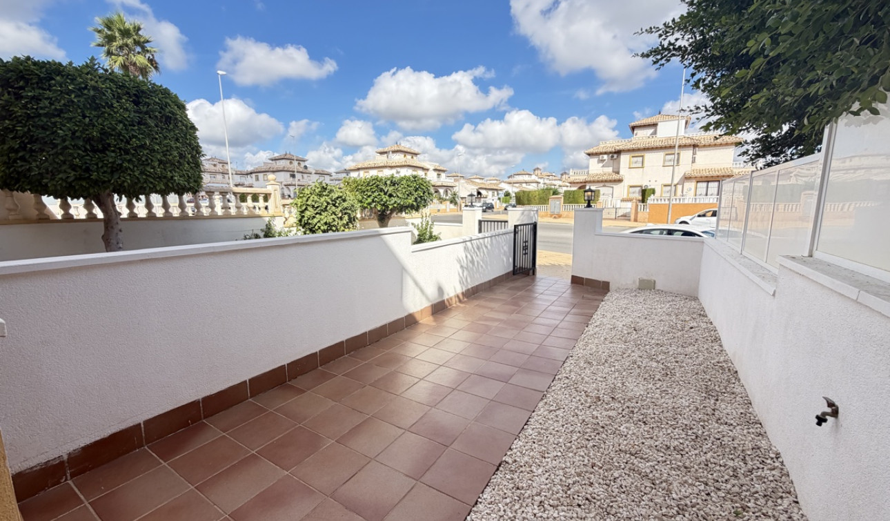 Resale - Apartment / Flat - Cabo Roig - Lomas de Cabo Roig